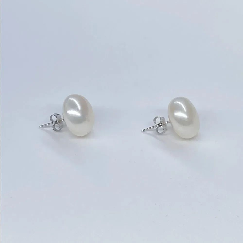 Saks Fifth Avenue Collection 14K White Gold Freshwater Button Pearl Stud Earring